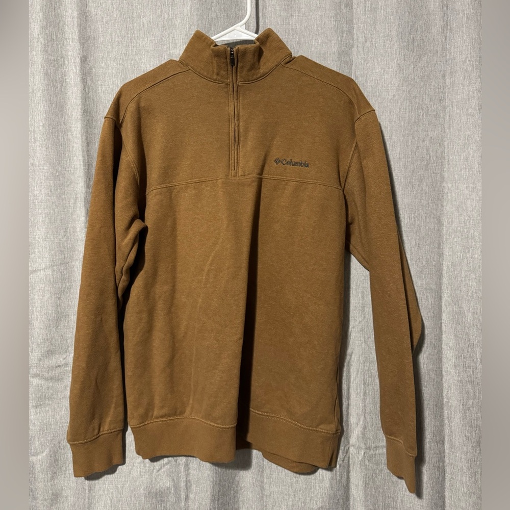 CLOSET CLEAROUT
all tops size M
pants are size 32